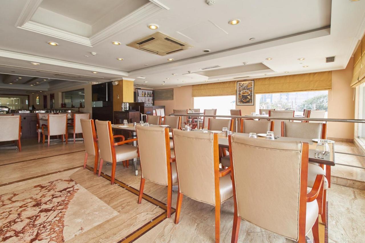 Royal Sarovar Portico Siliguri Exteriér fotografie