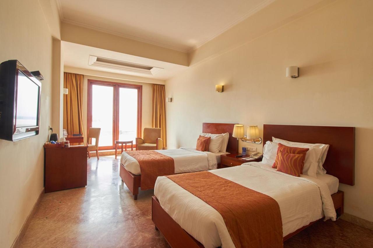 Royal Sarovar Portico Siliguri Exteriér fotografie
