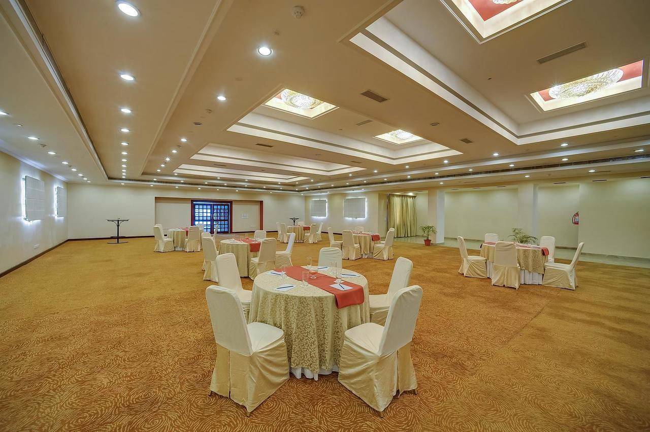 Royal Sarovar Portico Siliguri Exteriér fotografie