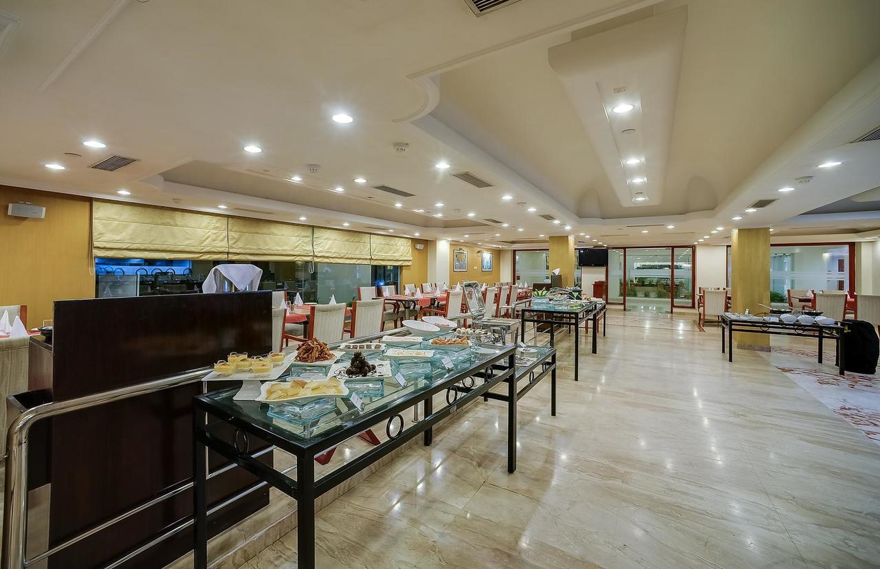 Royal Sarovar Portico Siliguri Exteriér fotografie