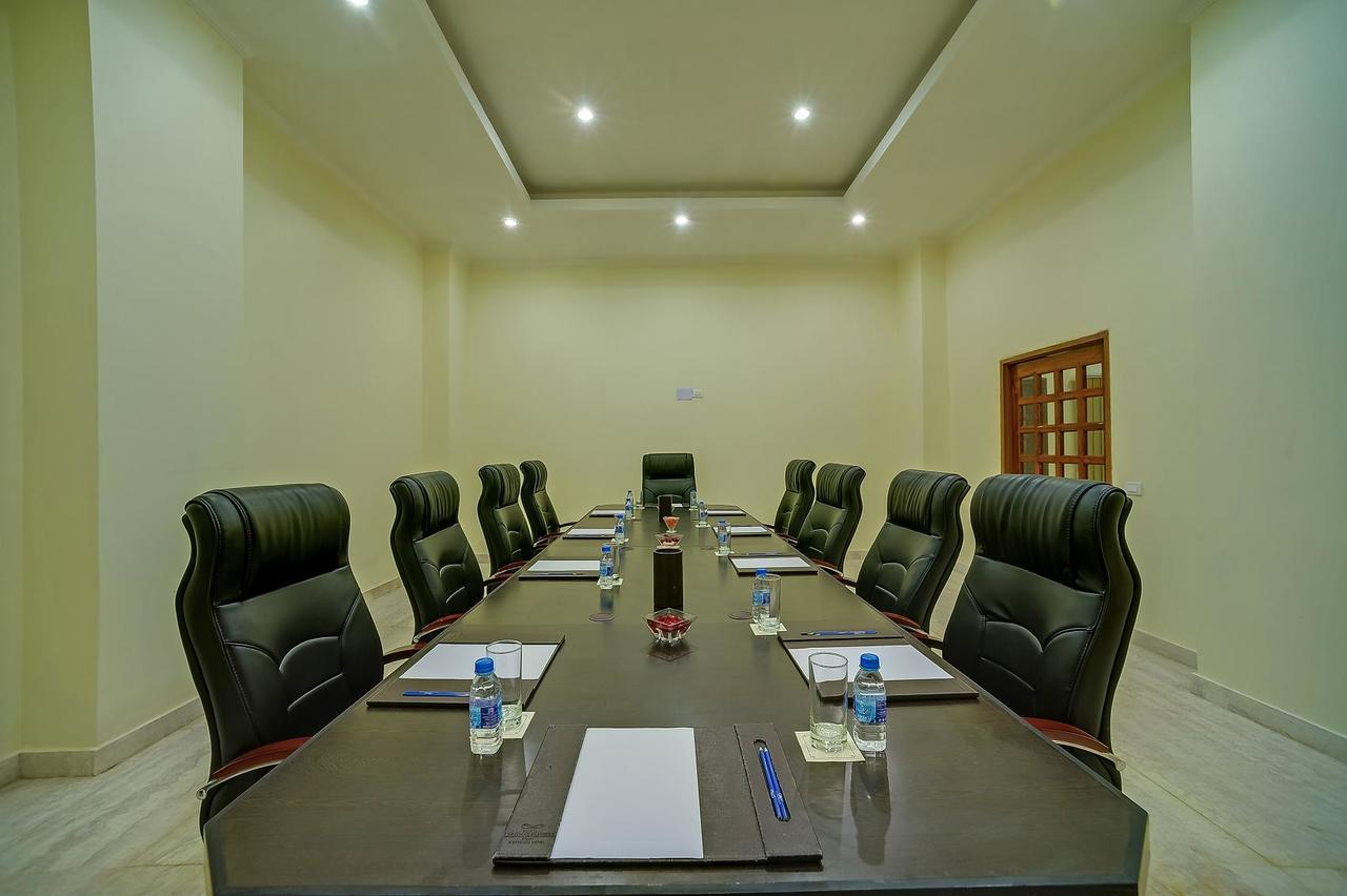 Royal Sarovar Portico Siliguri Exteriér fotografie