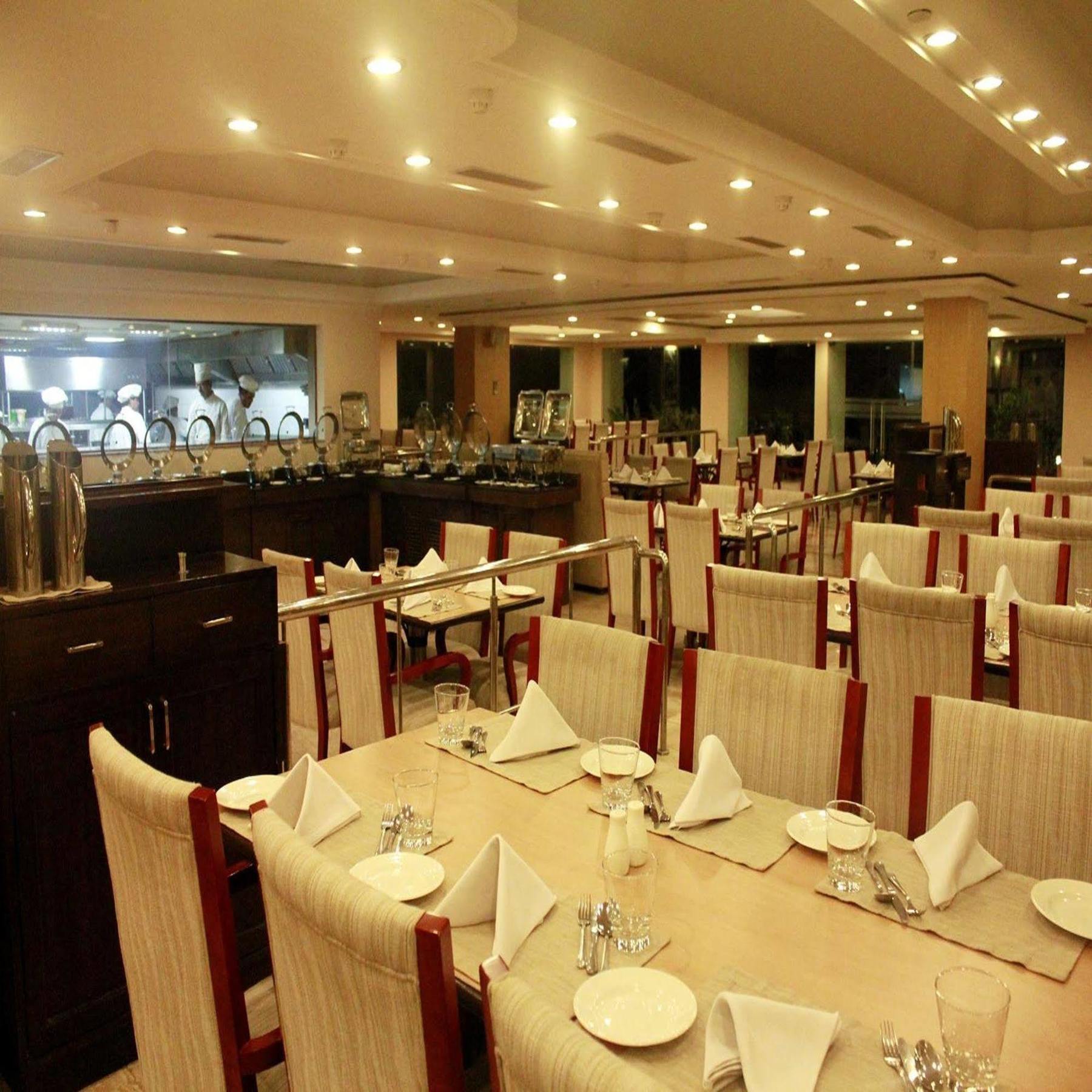 Royal Sarovar Portico Siliguri Exteriér fotografie