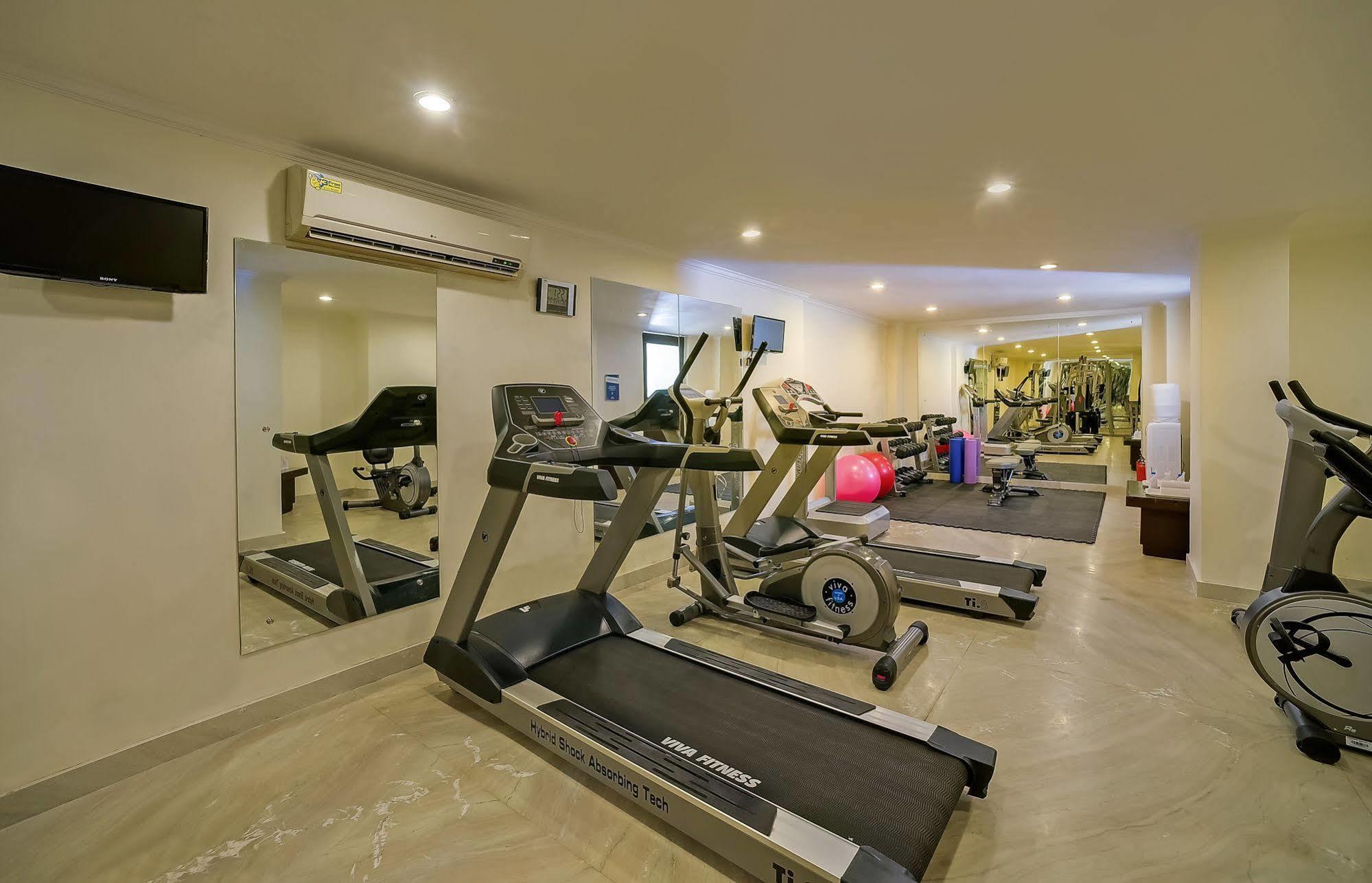 Royal Sarovar Portico Siliguri Exteriér fotografie